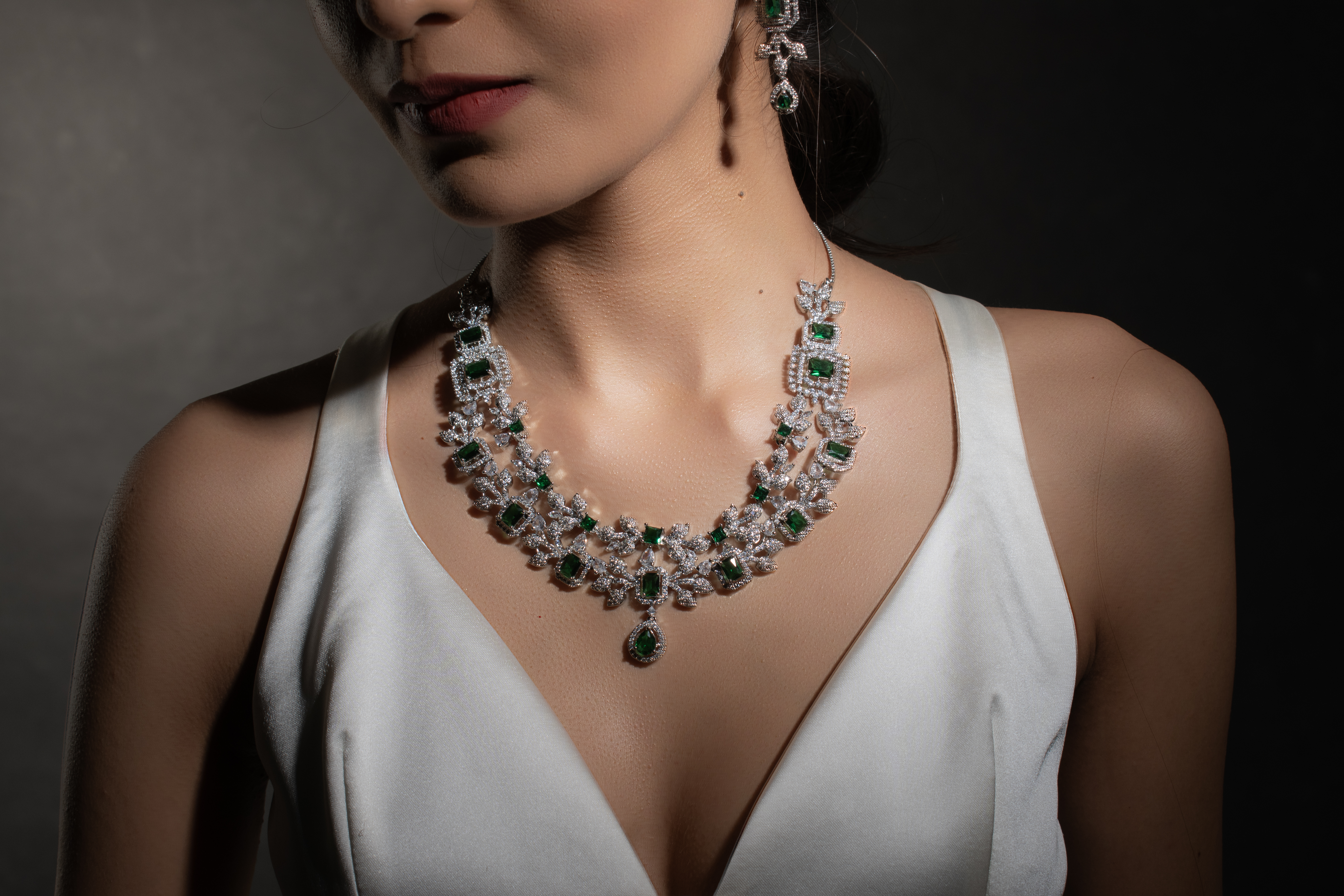 Silverleaf Majesty - Luxe Leaf-Inspired CZ Jewellery Set